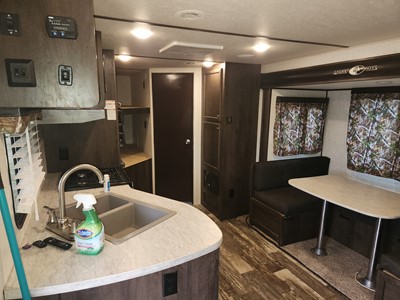 Mossy Oak Cabin bedroom